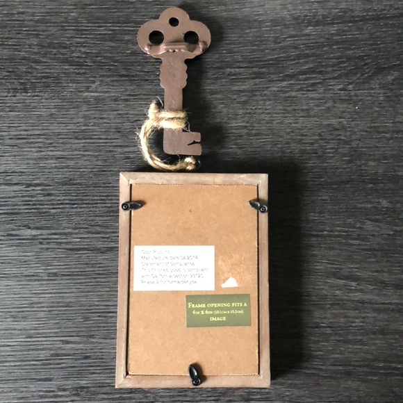 Rustic hanging key Picture frame w extra bonus - Picture 3 of 4